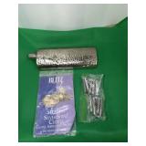 Hammered Aluminium Flask, Polishing Cloth, and