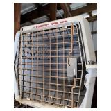 Animal Small Kennel slight damage but closes and