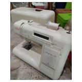 Portable Janome New Home Memory craft 4000