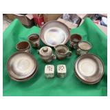 Frankoma Mayan Aztec Pattern Stoneware, 4 cups,
