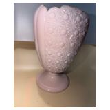 Fenton Cupped Daisy and Button Pink Pastel Vase