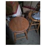 2 oak stools with a lamp