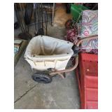 Mini garden cart