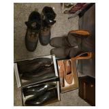 Mens boots n shoes sizes 12 - 13 used
