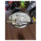 Black and Decker circular saw 2 hp