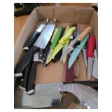 Farberware and other Kitchen Knives with Skull