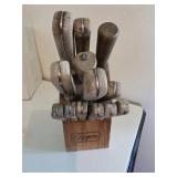 Knives in a block box o spatulas