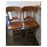 2 swivel barstools