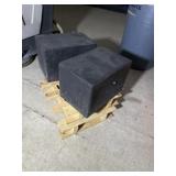Two plastic dunnage blocks and two small wooden