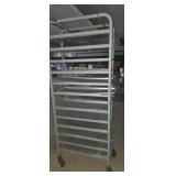 Bakers cooling rack/cart with 18 metal trays