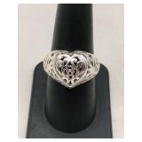 Silver heart-shaped Art Deco ring marked 925 size
