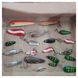Assorted fishing spinners