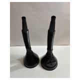 2 Flexible funnels with mesh screen