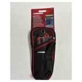 Husky knife pouch with utility knife