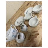 Ceramic miniature tea set