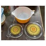 Pyrex 474-B 1.5-quart handled casserole dish with