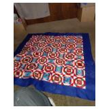 A NICE HAND MADE QUILT,ALOT OF DETAILKEPT VERY