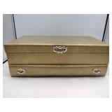 Vintage jewelry box with accessories