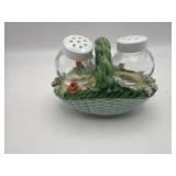 Flowered basket, holder for salt and pepper