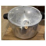Aluminum Presto pressure canner and cooker,