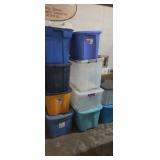 Assortment of totes with lids