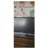 Vizio non smart 32in TV  with remote