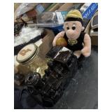 Purdue boilmakers plush & train with Purdue glass