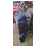 Tommy Armour wedges 845s with golf bag