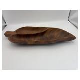 Hand crafted monkey pod wood leaf shaped divided