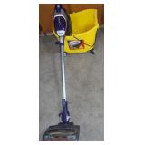 Shark Duo Cleaner & Mop Bucket