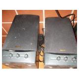 2 RCA Speakers