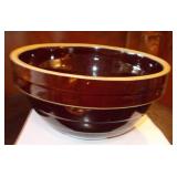 Vtg 9" Stoneware Beehive Bowl