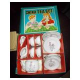 Childrens Vtg Mini China Tea Set