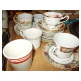 Vtg Bone China Tea Cups & Saucers