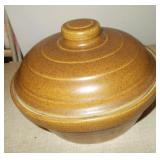 Vtg Monmouth Covered Bakeware Bowl