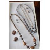 Blk Pearl & Copper Beaded Jewelry