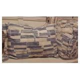 Double Size Comforter & Pillows