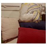 Twin Comforter & Pillows