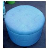 Tufted Rolling Storage Ottoman