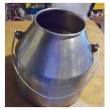 Stainless Steel Milk Bucket