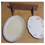 Knowles Platters, Shelf