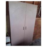 Metal Wardrobe & Womans Vtg Clothes