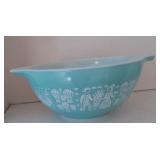 Pyrex Amish Butterprint Cinderella Nesting Bowl