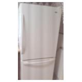 Amana Refrigerator w/ Bottom Freezer