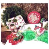Christmas Wreath, Cookie Tins & Trays+