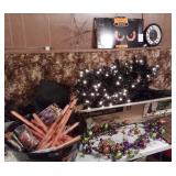 Blk Lit Tinsil Tree, Eyes, Clock, Halloween+