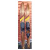 Vtg Wooden Cut n Jump Water Bee Ski