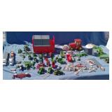 Case HI & John Deer Die Cast Farm Equip & Barn+