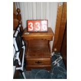 2 Oak night stands