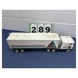 Semi Truck With Trailer, Nylint